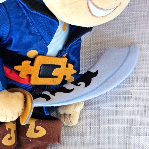 Disney Store Genuine Captain Jake & Never Land Pirates Authentic Plush Toy 12" - Picture 6 of 13